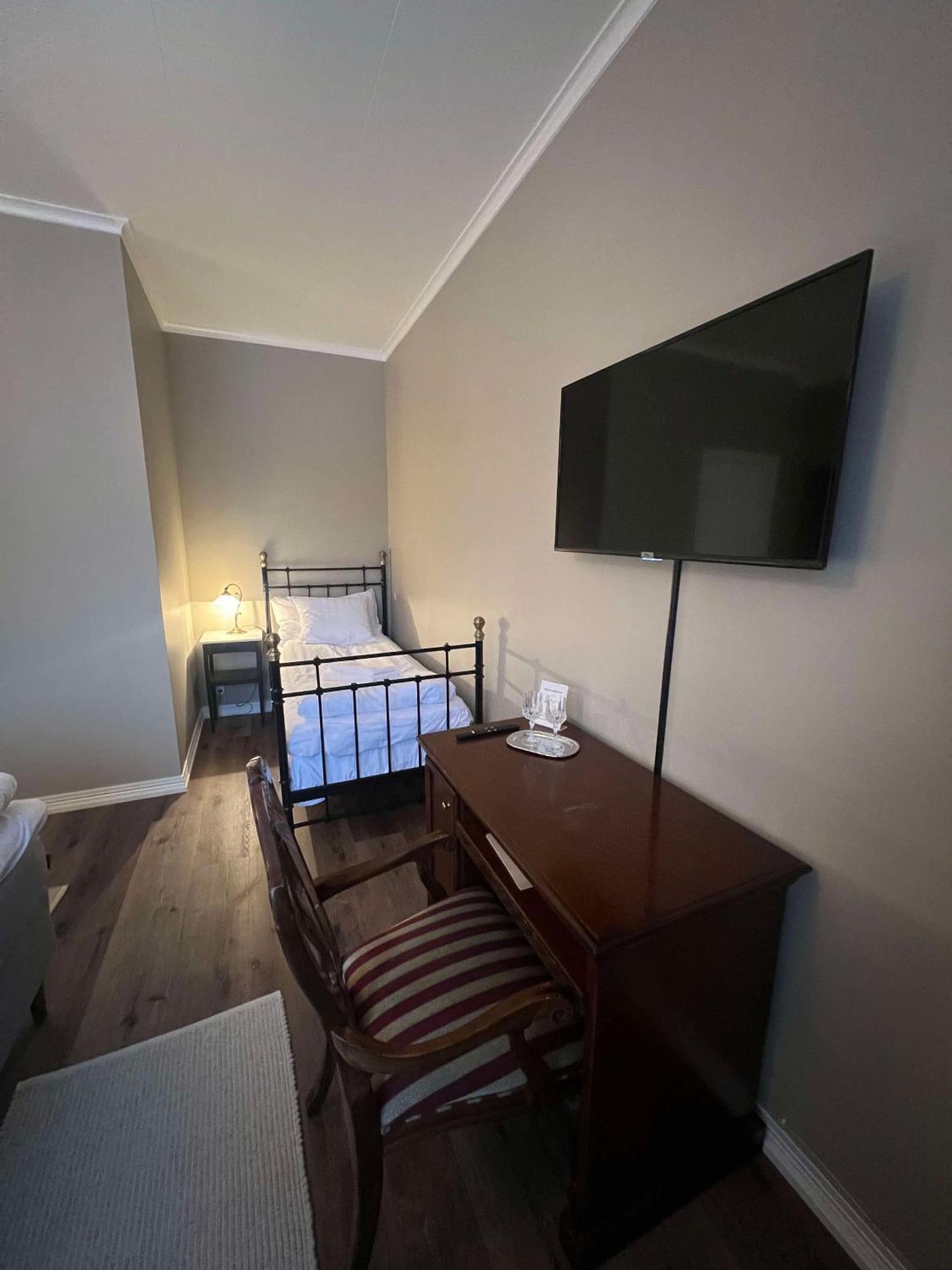 Hotell Oernen تورسبي المظهر الخارجي الصورة