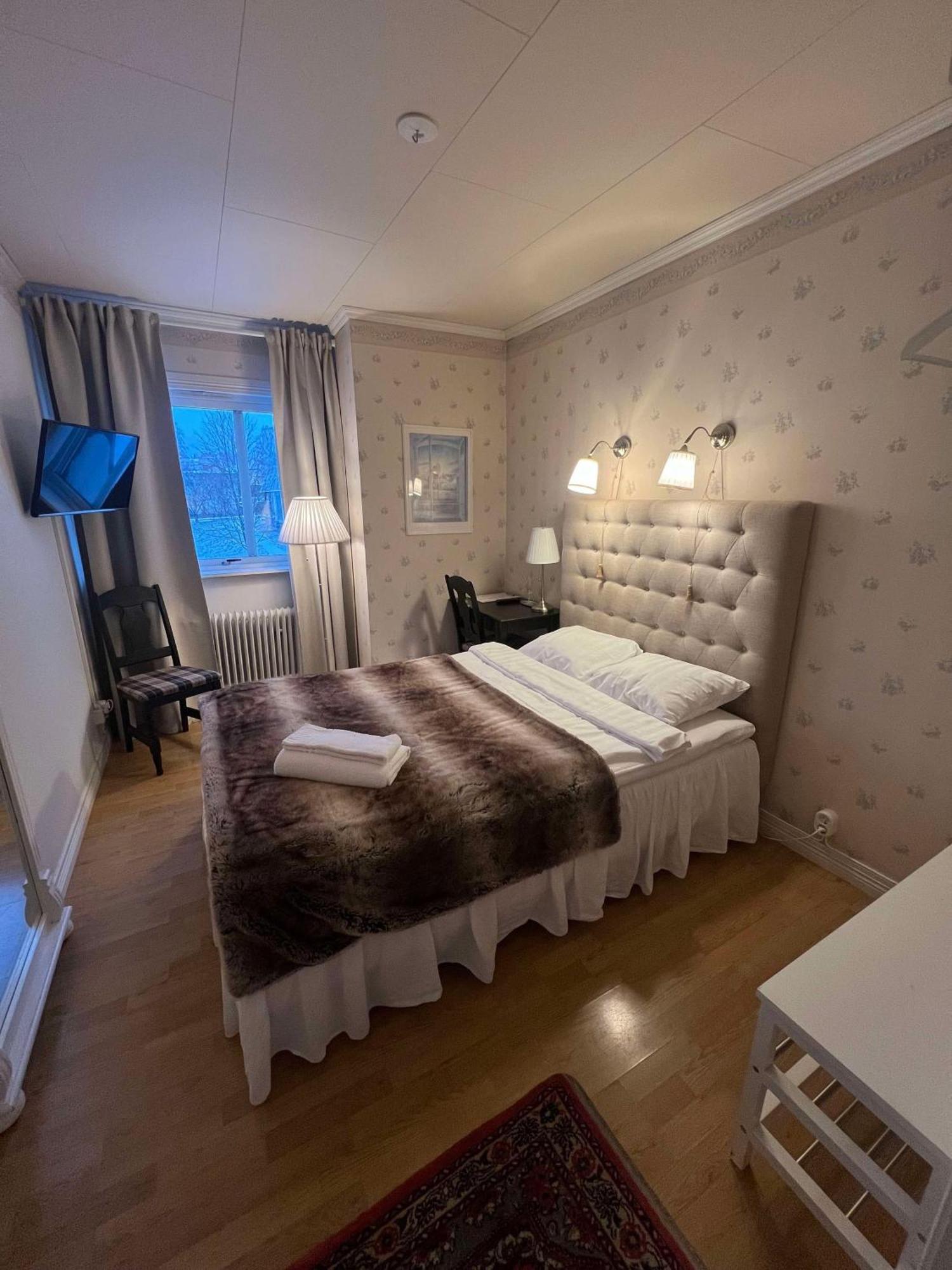 Hotell Oernen تورسبي المظهر الخارجي الصورة